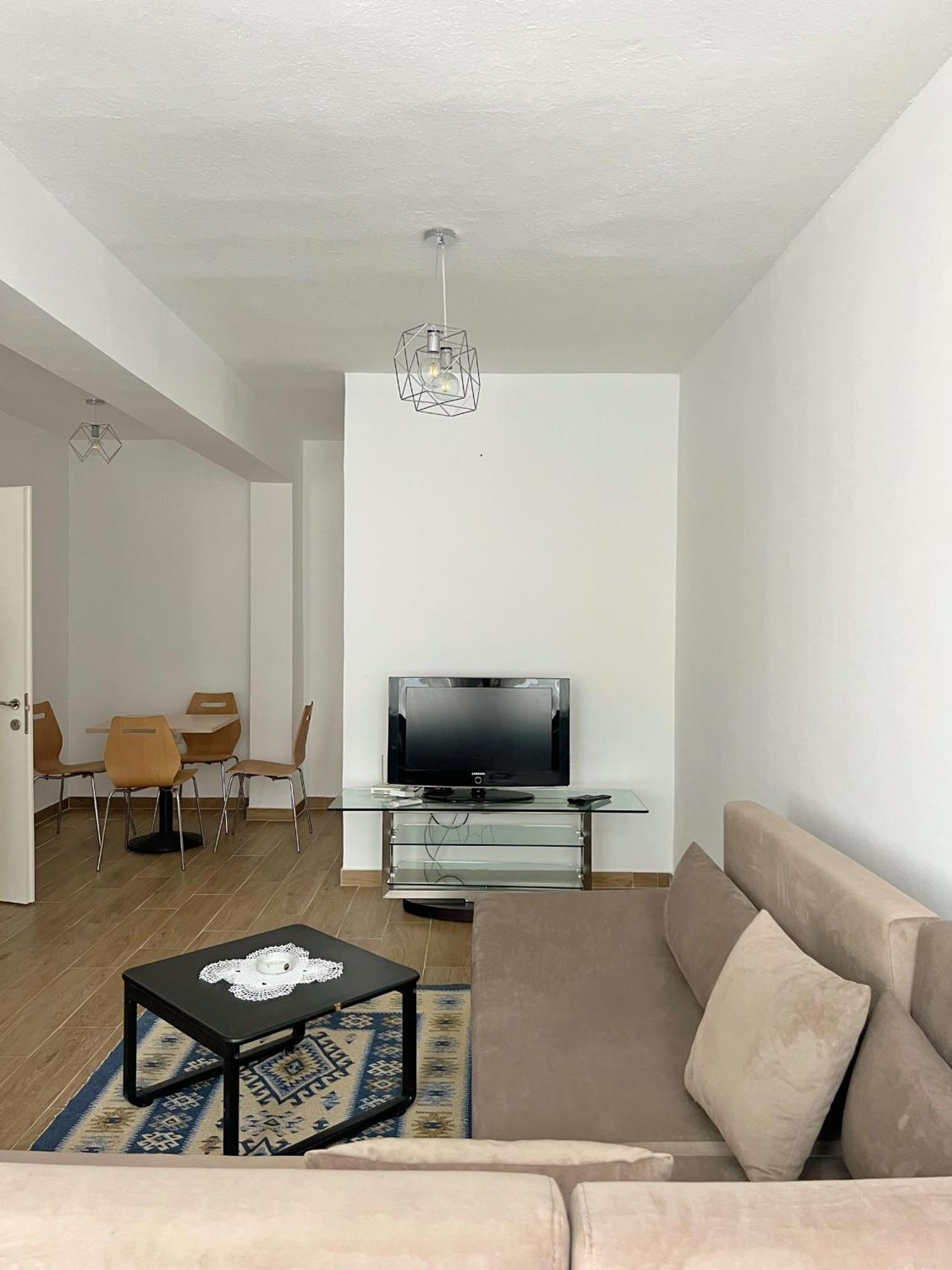 Central City Apartment 티라나 외부 사진